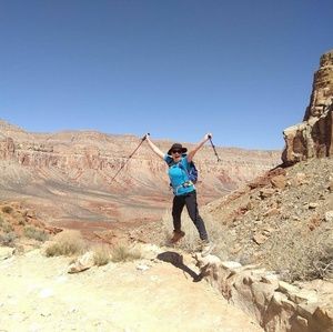 Meet your Posher, Elena